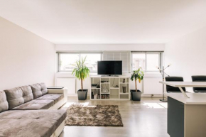 GuestReady - Beautiful and Light 1BR near Metro
